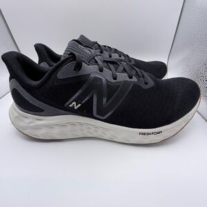 New Balance Fresh Foam Arishi v4 Running Shoes